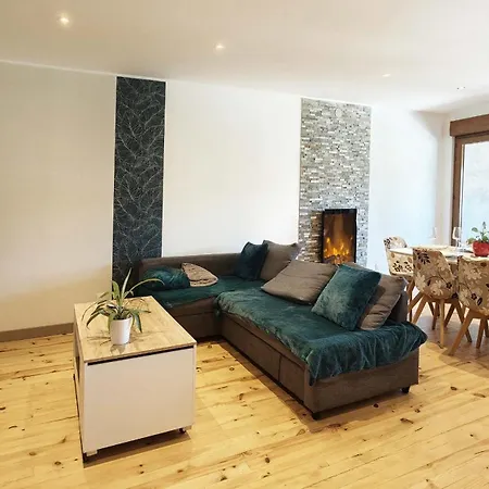O Pisseloup Apartman *